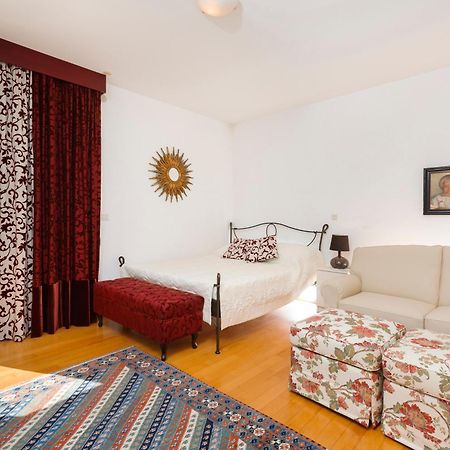 Apartment Oliva Allegra Split Zewnętrze zdjęcie